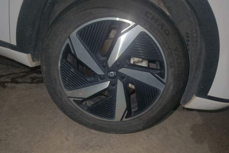 Used CHANGAN NEVO Q05 2023 60 Pro Right Front Wheel Hub