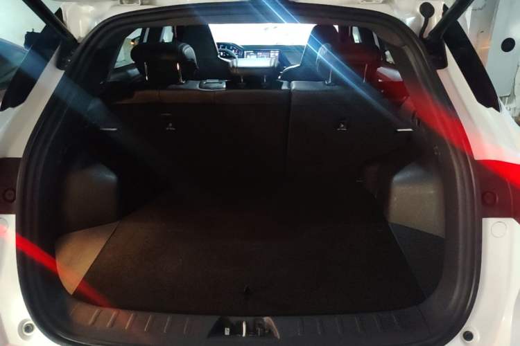Used CHANGAN NEVO Q05 2023 60 Pro Trunk