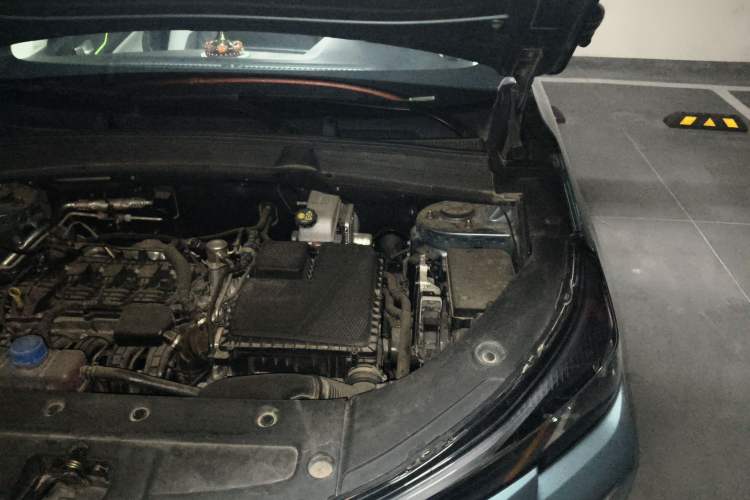 Used CHANGAN NEVO Q05 2024 Truly Delicious Version 125cc Superior Design CATL Engine Bay Left