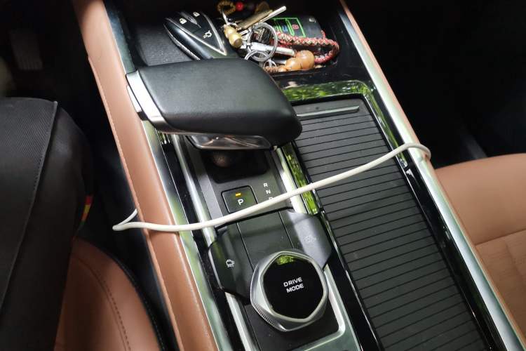Used CHANGAN NEVO Q05 2024 All-New Flavorful Edition 125 Flagship Model Powered by CATL Gear Lever