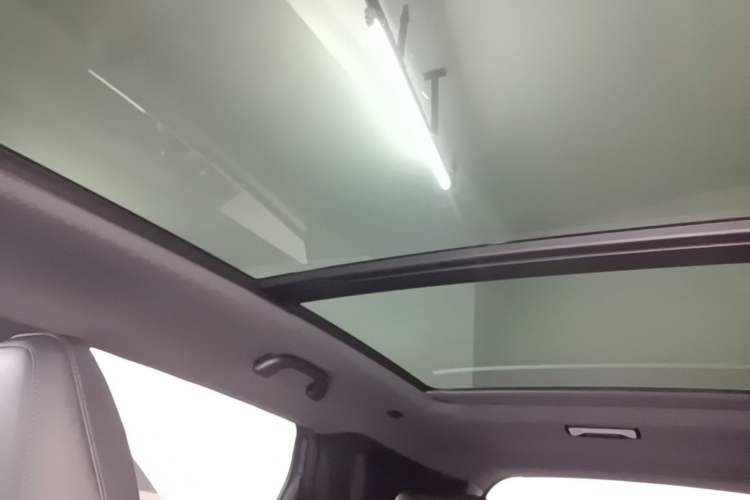 Used CHANGAN NEVO Q05 2024 Truly Delicious Version 125 Excellence Edition CATL Headliner