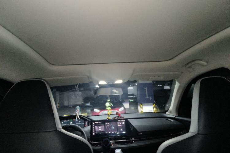 Used CHANGAN NEVO Q05 2024 Truly Delicious Version 125cc Superior Design CATL Headliner
