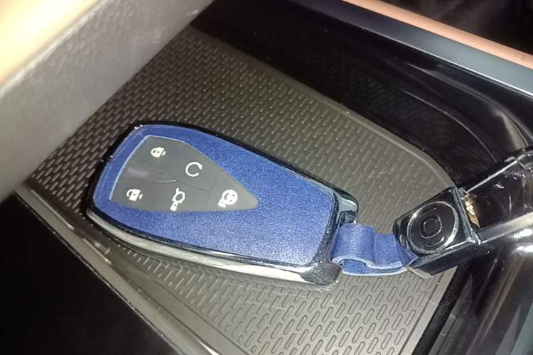 Used CHANGAN NEVO Q05 2024 Truly Delicious Version 125 Excellence Edition CATL Interior 1
