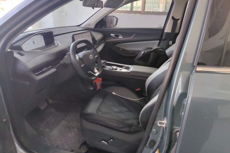 Used CHANGAN NEVO Q05 2024 All-New Flavorful Edition 125 Flagship Model - CATL Left Front Seat