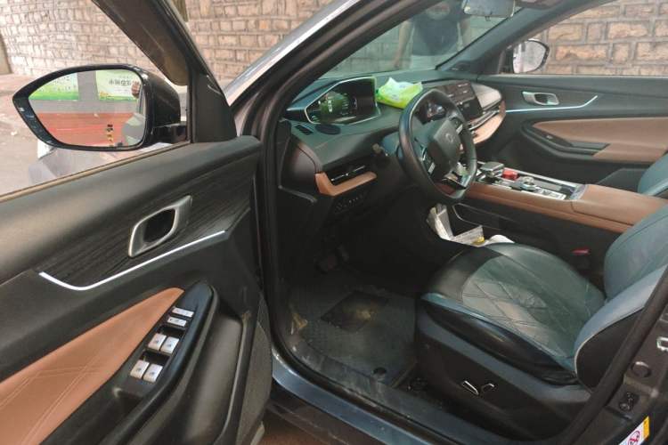 Used CHANGAN NEVO Q05 2024 Truly Delicious Version 125cc Superior Design CATL Driver Seat
