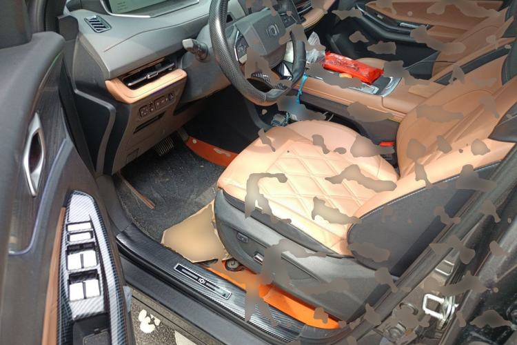 Used CHANGAN NEVO Q05 2024 Truly Delicious Version 125 Excellence Edition CATL Driver Seat