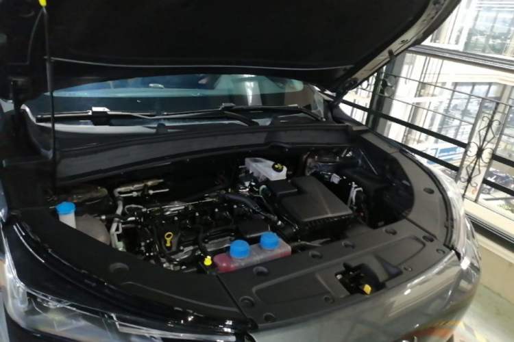 Used CHANGAN NEVO Q05 2024 Truly Delicious Version 125cc Superior Design CATL Engine Bay