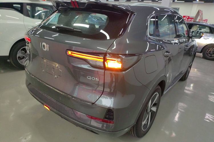 Used CHANGAN NEVO Q05 2024 Truly Delicious Version 125 Excellence Edition CATL Exterior 5