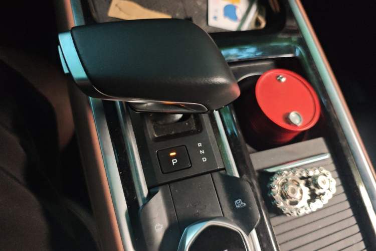 Used CHANGAN NEVO Q05 2024 Truly Delicious Version 125cc Superior Design CATL Gear Lever
