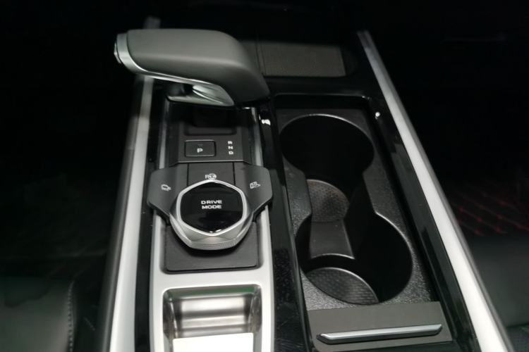 Used CHANGAN NEVO Q05 2024 Truly Delicious Version 125 Excellence Edition CATL Gear Lever
