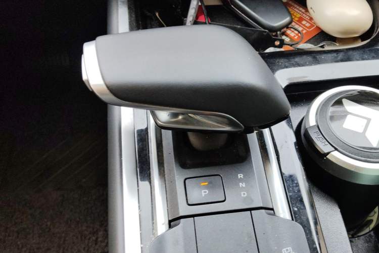 Used CHANGAN NEVO Q05 2024 Truly Delicious Version 125cc Superior Design CATL Gear Lever