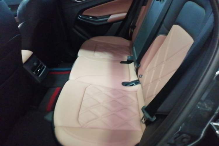 Used CHANGAN NEVO Q05 2024 Truly Delicious Version 125cc Superior Design CATL Left Rear Seat