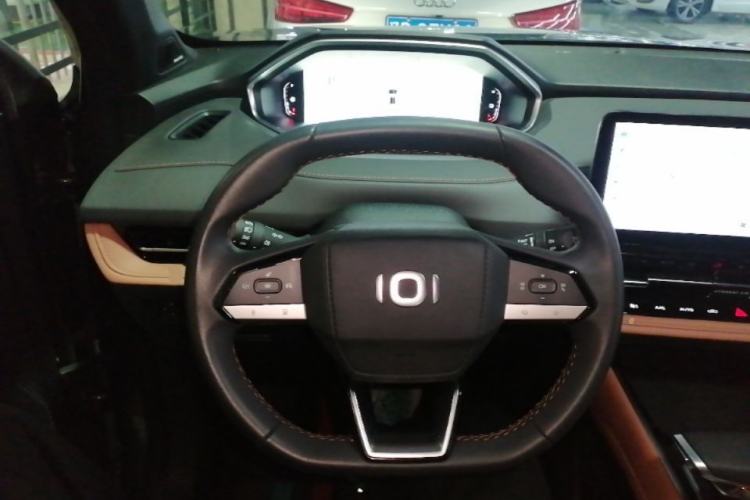 Used CHANGAN NEVO Q05 2024 Truly Delicious Version 125cc Superior Design CATL Steering Wheel