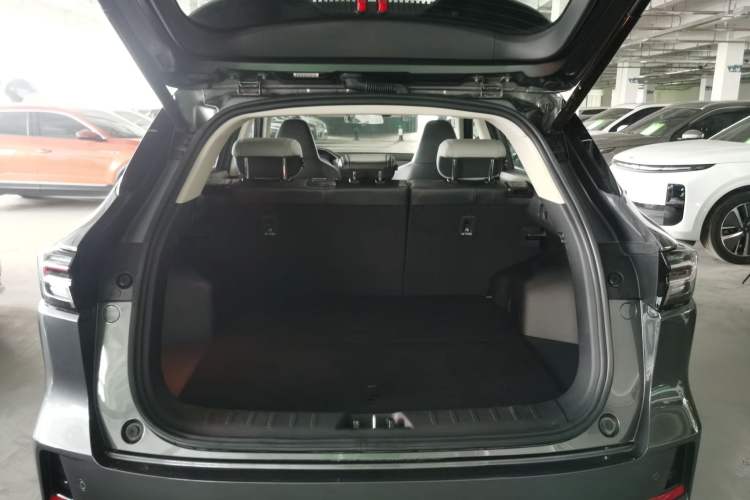Used CHANGAN NEVO Q05 2024 Truly Delicious Version 125 Excellence Edition CATL Trunk