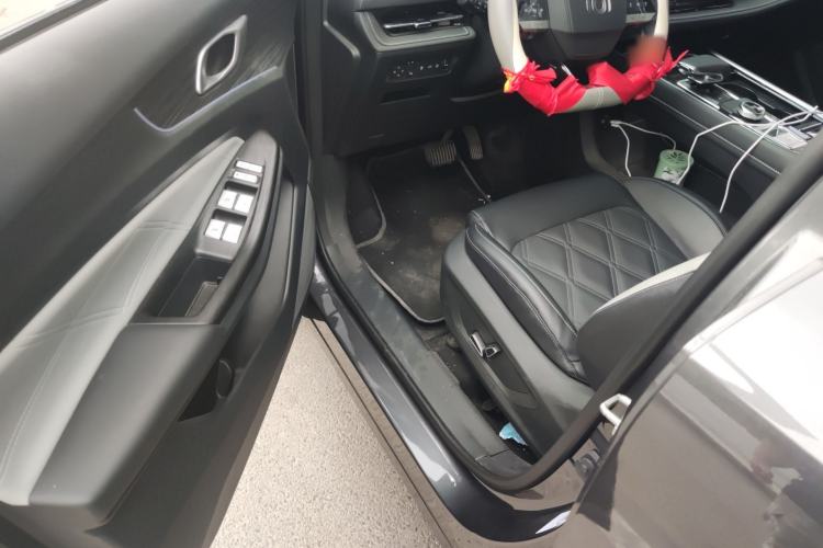 Used CHANGAN NEVO Q05 2024 Truly Delicious Version 125" Beyond-Performance Model CATL Driver Seat