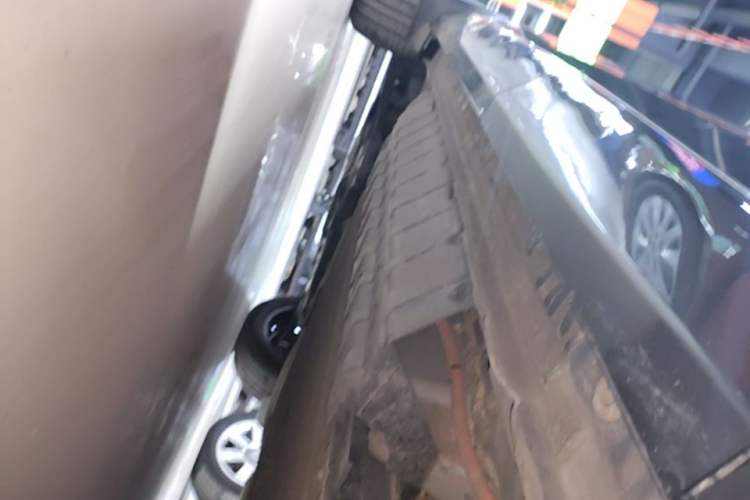 Used CHANGAN NEVO Q05 2024 Truly Delicious Version 125" Beyond-Performance Model CATL Left Side Sill