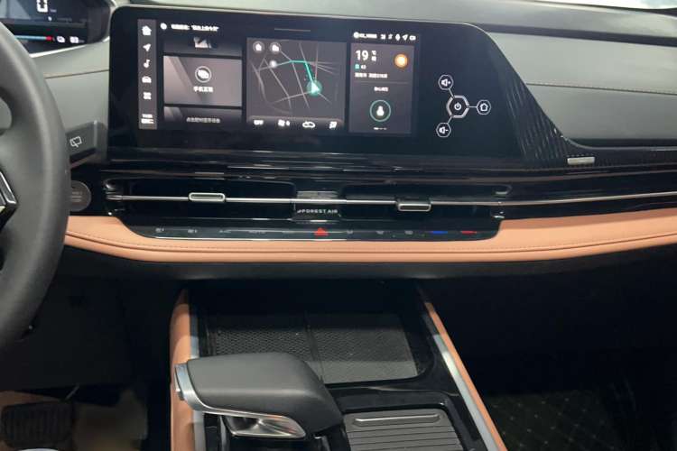Used CHANGAN NEVO Q05 2024 All-New Flavorful Edition 125 Flagship Model Powered by CATL Audio And AC Panel