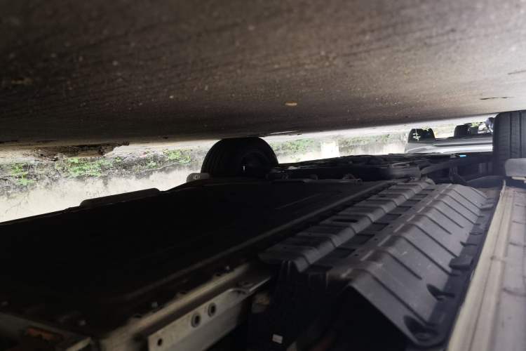 Used CHANGAN NEVO Q05 2024 Truly Delicious Version 125cc Superior Design CATL Chassis Front Right