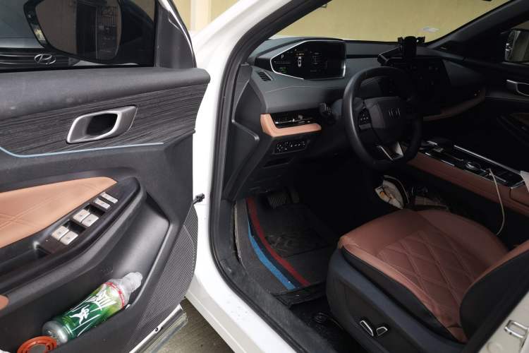 Used CHANGAN NEVO Q05 2024 Truly Delicious Version 125cc Superior Design CATL Driver Seat