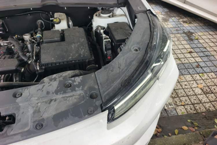 Used CHANGAN NEVO Q05 2024 Truly Delicious Version 125cc Superior Design CATL Engine Bay Left