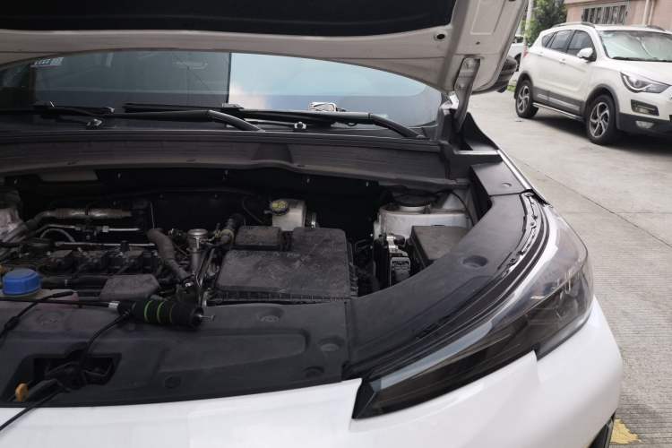Used CHANGAN NEVO Q05 2024 Truly Delicious Version 125cc Superior Design CATL Engine Bay Left