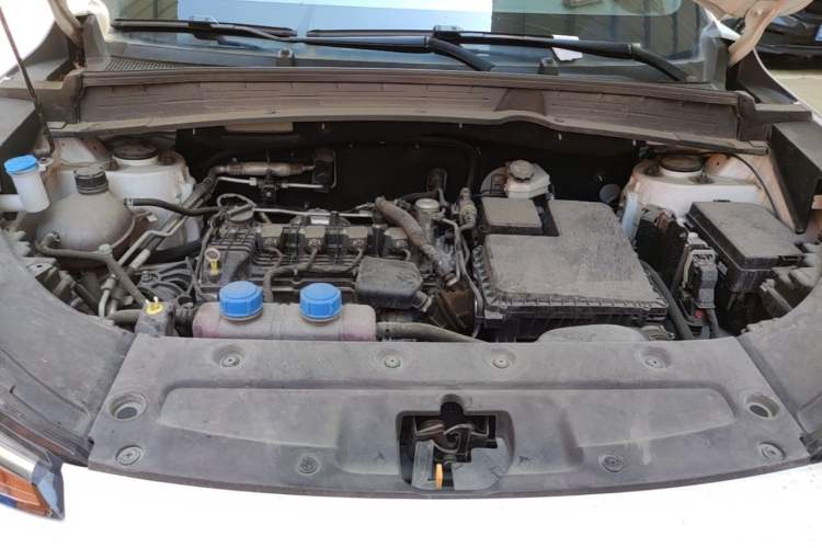 Used CHANGAN NEVO Q05 2024 All-New Flavorful Edition 125 Flagship Model - CATL Engine Bay