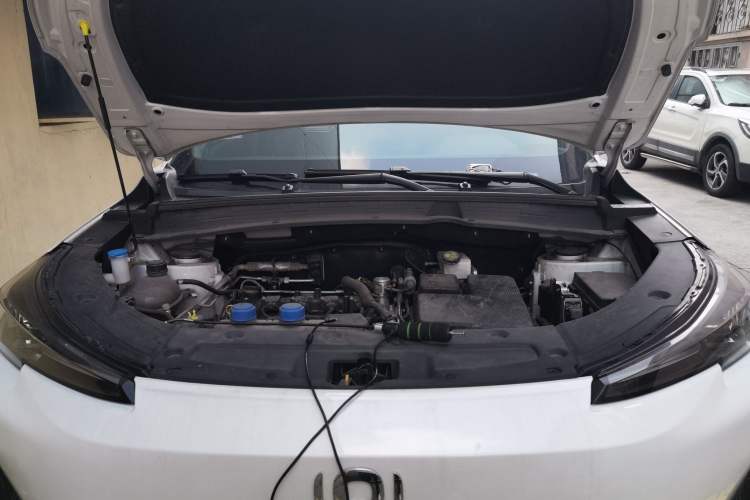 Used CHANGAN NEVO Q05 2024 Truly Delicious Version 125cc Superior Design CATL Engine Bay