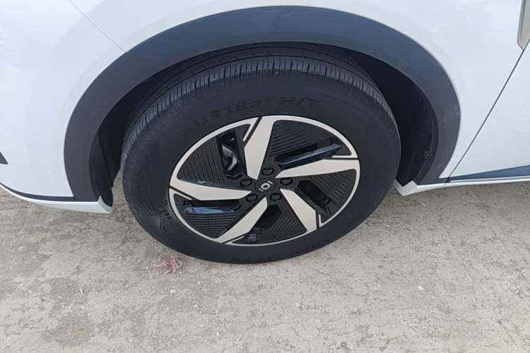 Used CHANGAN NEVO Q05 2024 All-New Flavorful Edition 125 Flagship Model - CATL Exterior 4