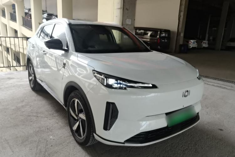 Used CHANGAN NEVO Q05 2024 Truly Delicious Version 125" Beyond-Performance Model CATL Front Right 45 Deg