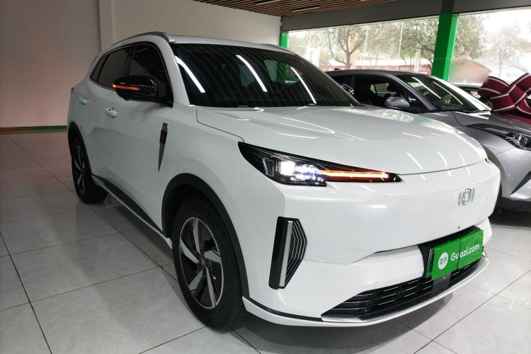 Used CHANGAN NEVO Q05 2024 All-New Flavorful Edition 125 Flagship Model - CATL Front Right 45 Deg