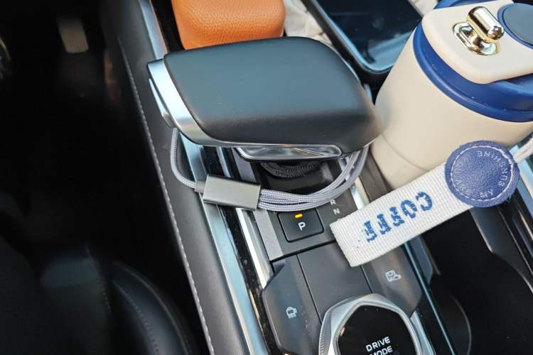 Used CHANGAN NEVO Q05 2024 Truly Delicious Version 125cc Superior Design CATL Gear Lever