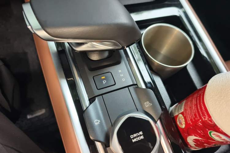 Used CHANGAN NEVO Q05 2024 Truly Delicious Version 125cc Superior Design CATL Gear Lever