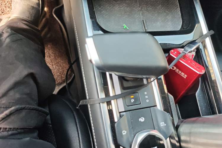 Used CHANGAN NEVO Q05 2024 Truly Delicious Version 125 Excellence Edition CATL Gear Lever