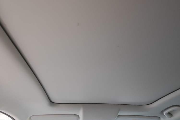 Used CHANGAN NEVO Q05 2024 Truly Delicious Version 125cc Superior Design CATL Headliner