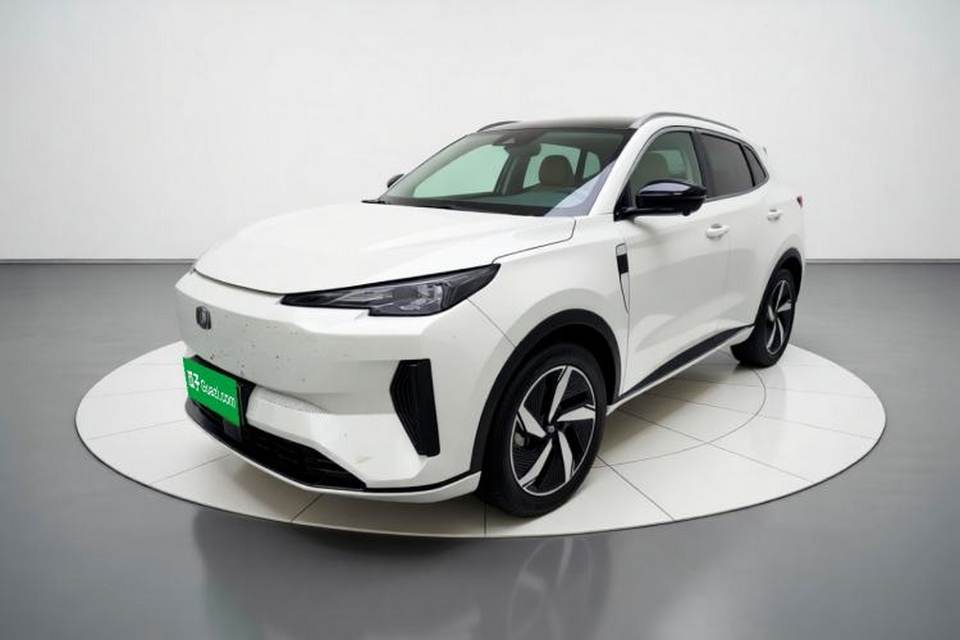 CHANGAN NEVO Q05 2024