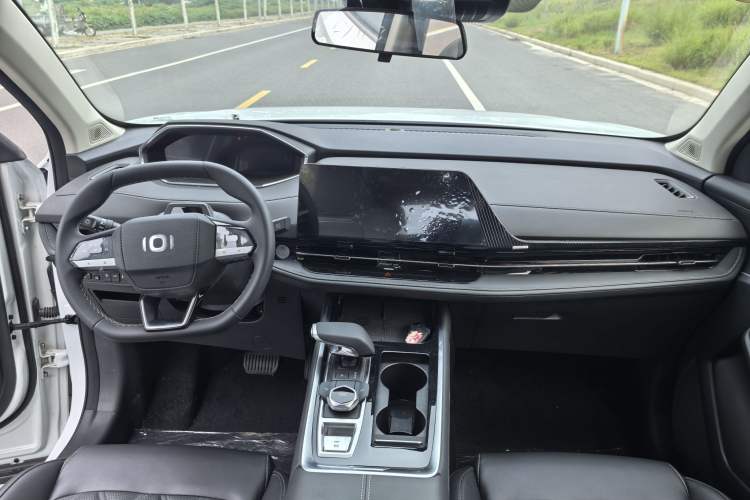 Used CHANGAN NEVO Q05 2024 Truly Delicious Version 125 Excellence Edition CATL Interior 6