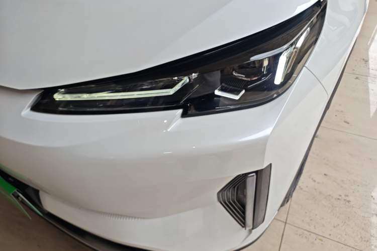 Used CHANGAN NEVO Q05 2024 Truly Delicious Version 125cc Superior Design CATL Left Front Headlight