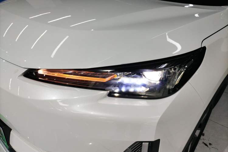 Used CHANGAN NEVO Q05 2024 All-New Flavorful Edition 125 Flagship Model - CATL Left Front Headlight