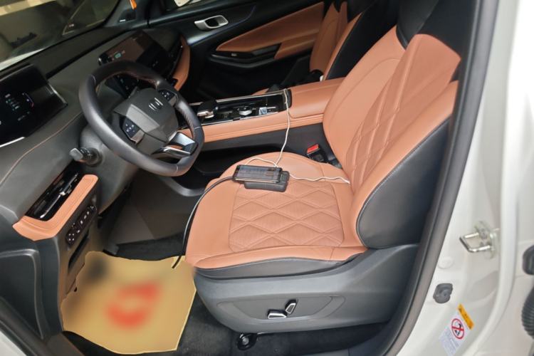 Used CHANGAN NEVO Q05 2024 Truly Delicious Version 125cc Superior Design CATL Left Front Seat