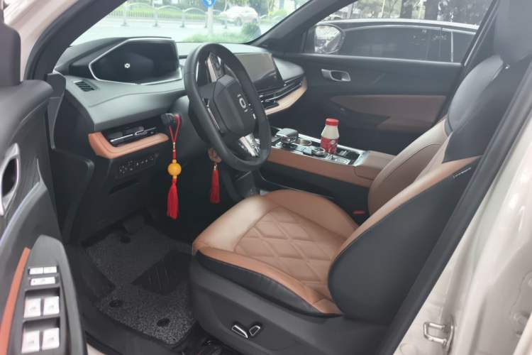 Used CHANGAN NEVO Q05 2024 Truly Delicious Version 125cc Superior Design CATL Left Front Seat