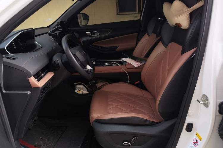 Used CHANGAN NEVO Q05 2024 Truly Delicious Version 125cc Superior Design CATL Left Front Seat