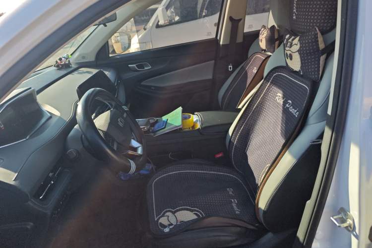 Used CHANGAN NEVO Q05 2024 Truly Delicious Version 125" Beyond-Performance Model CATL Left Front Seat