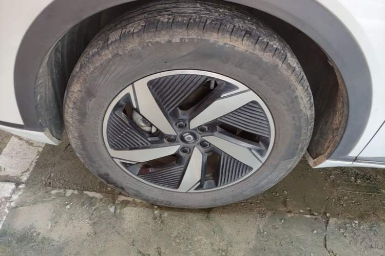 Used CHANGAN NEVO Q05 2024 All-New Flavorful Edition 125 Flagship Model - CATL Left Front Wheel Hub