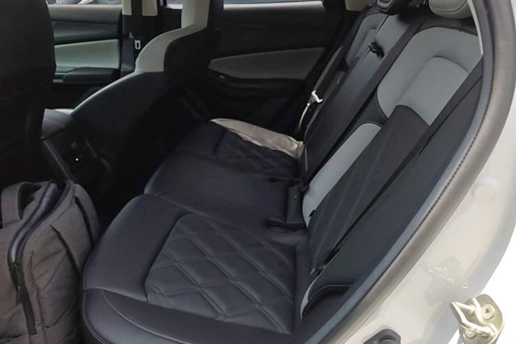 Used CHANGAN NEVO Q05 2024 Truly Delicious Version 125" Beyond-Performance Model CATL Left Rear Seat