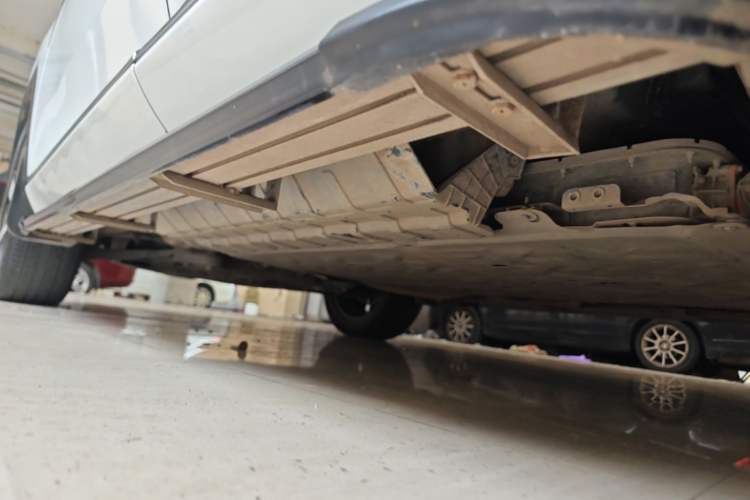 Used CHANGAN NEVO Q05 2024 Truly Delicious Version 125cc Superior Design CATL Left Side Sill