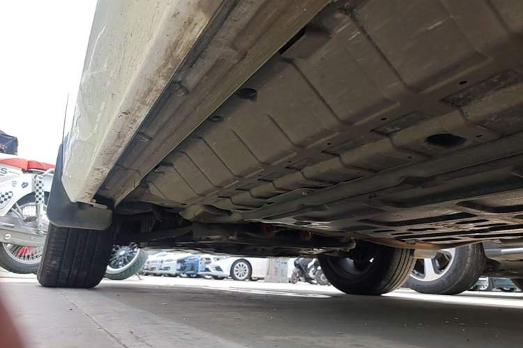 Used CHANGAN NEVO Q05 2024 Truly Delicious Version 125" Beyond-Performance Model CATL Left Side Sill
