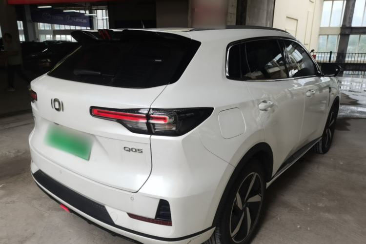 Used CHANGAN NEVO Q05 2024 Truly Delicious Version 125" Beyond-Performance Model CATL Rear Right 45 Deg