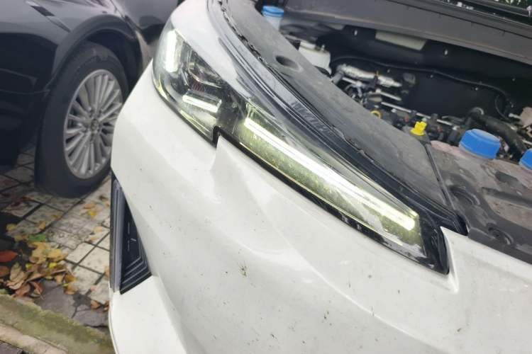 Used CHANGAN NEVO Q05 2024 Truly Delicious Version 125cc Superior Design CATL Right Front Headlight