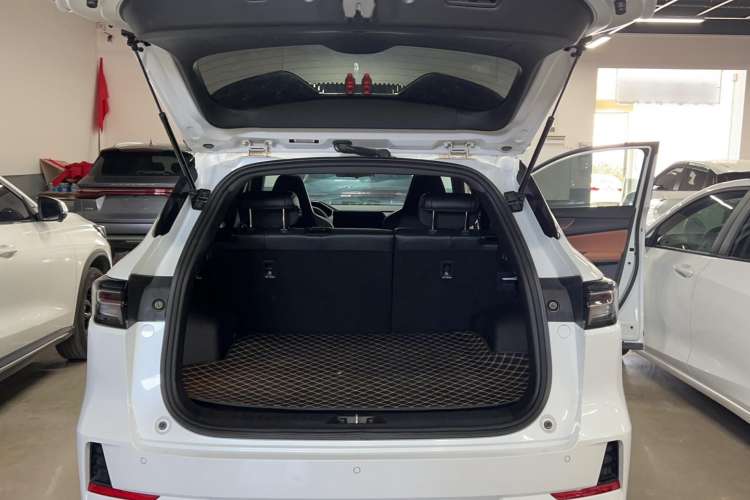 Used CHANGAN NEVO Q05 2024 All-New Flavorful Edition 125 Flagship Model Powered by CATL Trunk