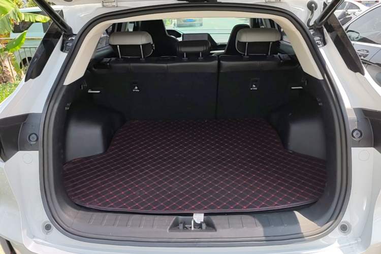 Used CHANGAN NEVO Q05 2024 Truly Delicious Version 125" Beyond-Performance Model CATL Trunk